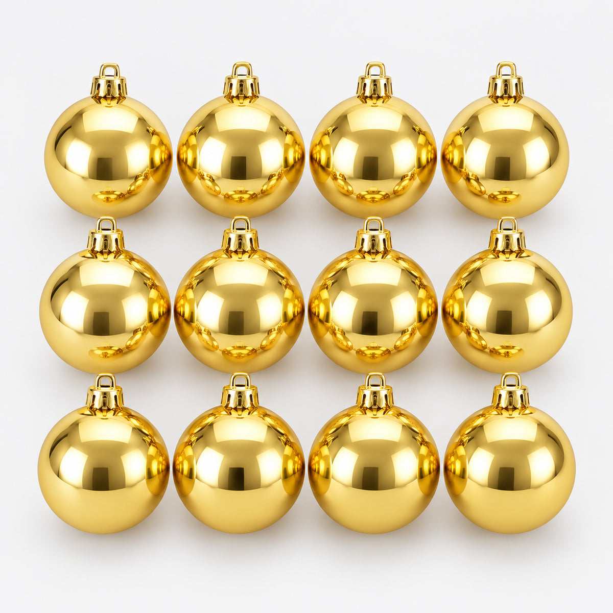 12 shiny gold Christmas balls, 4 cm each