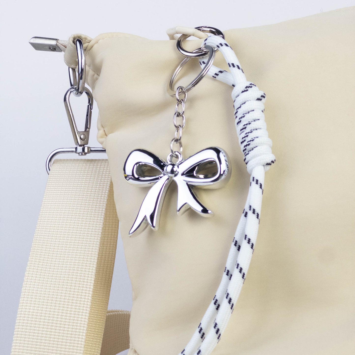 Metallic Bow Rope Keychain