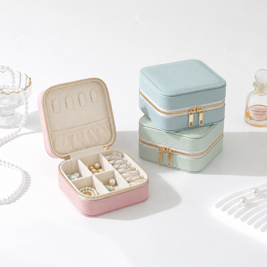 Compact Luxury Jewelry Organizer