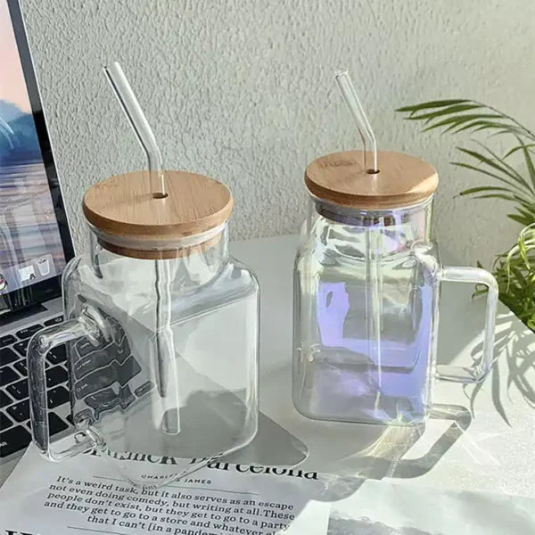 Square glass mug with lid and straw