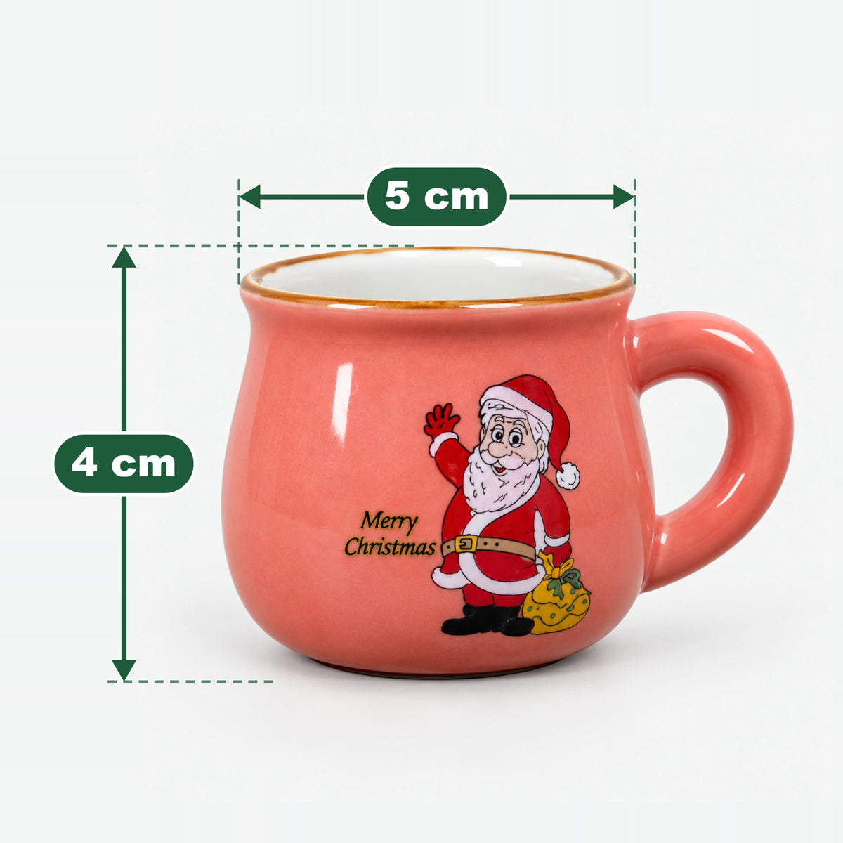 Colored rounded Christmas mug measuring 4 cm high and 5 cm wide at the top